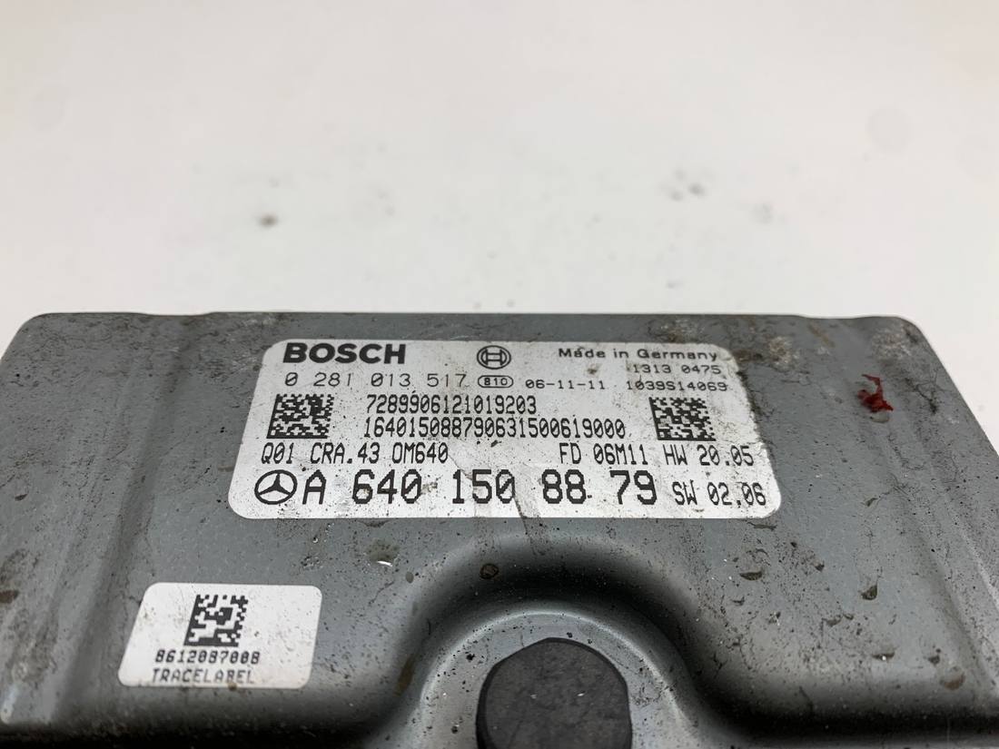 ЕБУ блок управління двигуна Mercedes B W245 A6401508879 — фото деталі 4