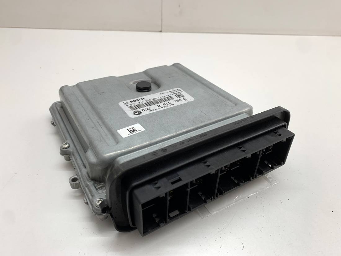 ЭБУ блок управления двигателем BMW 5 F10 8516754