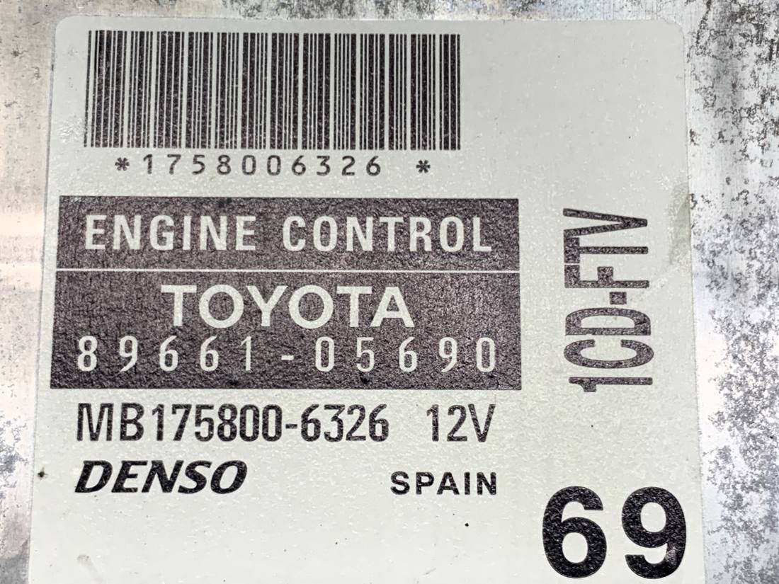 ЕБУ блок управління двигуна Toyota Avensis T25 89661-05690 — фото деталі 4