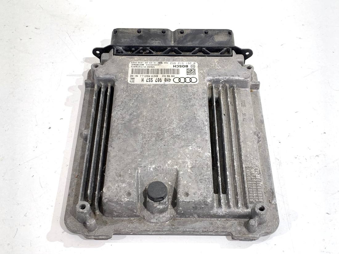 ЭБУ блок управления двигателем Audi A8 D4 4H0907557H