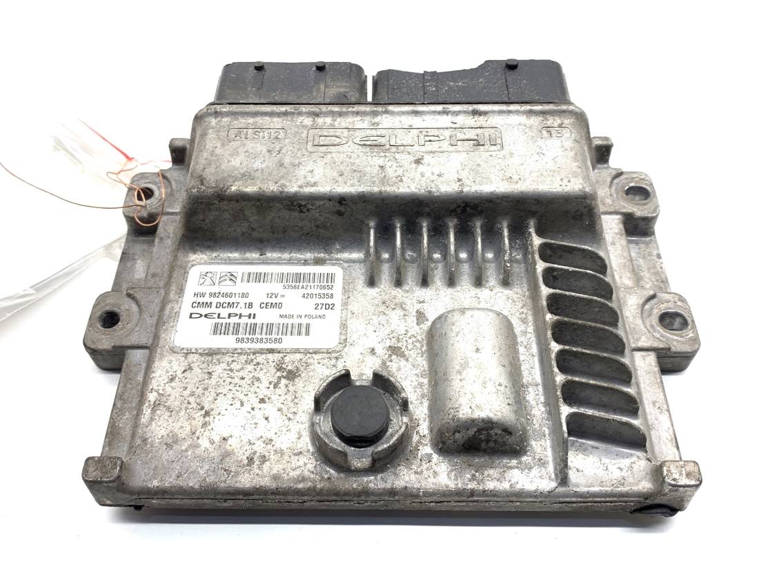ЕБУ блок управління двигуна Opel Movano 9824601180