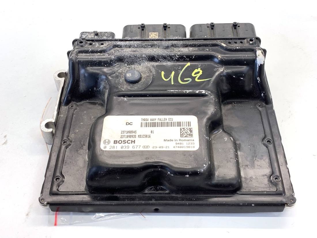 ЕБУ блок управління двигуна Renault Express 0281039677
