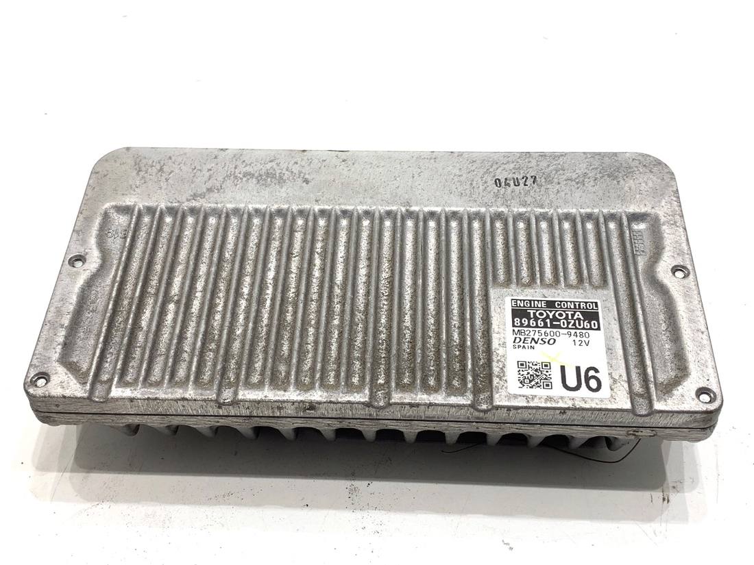 ЕБУ блок управління двигуна Toyota Auris 89661-0ZU60