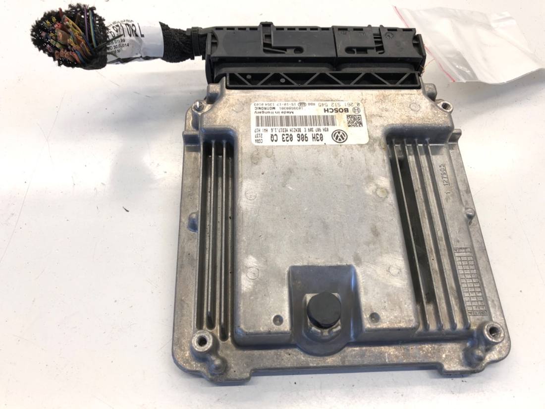ЕБУ блок управління двигуна Volkswagen Touareg 03H906023CQ