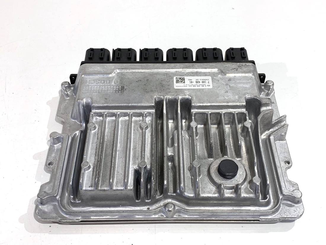 ЭБУ блок управления двигателем BMW X4 F98 7100408