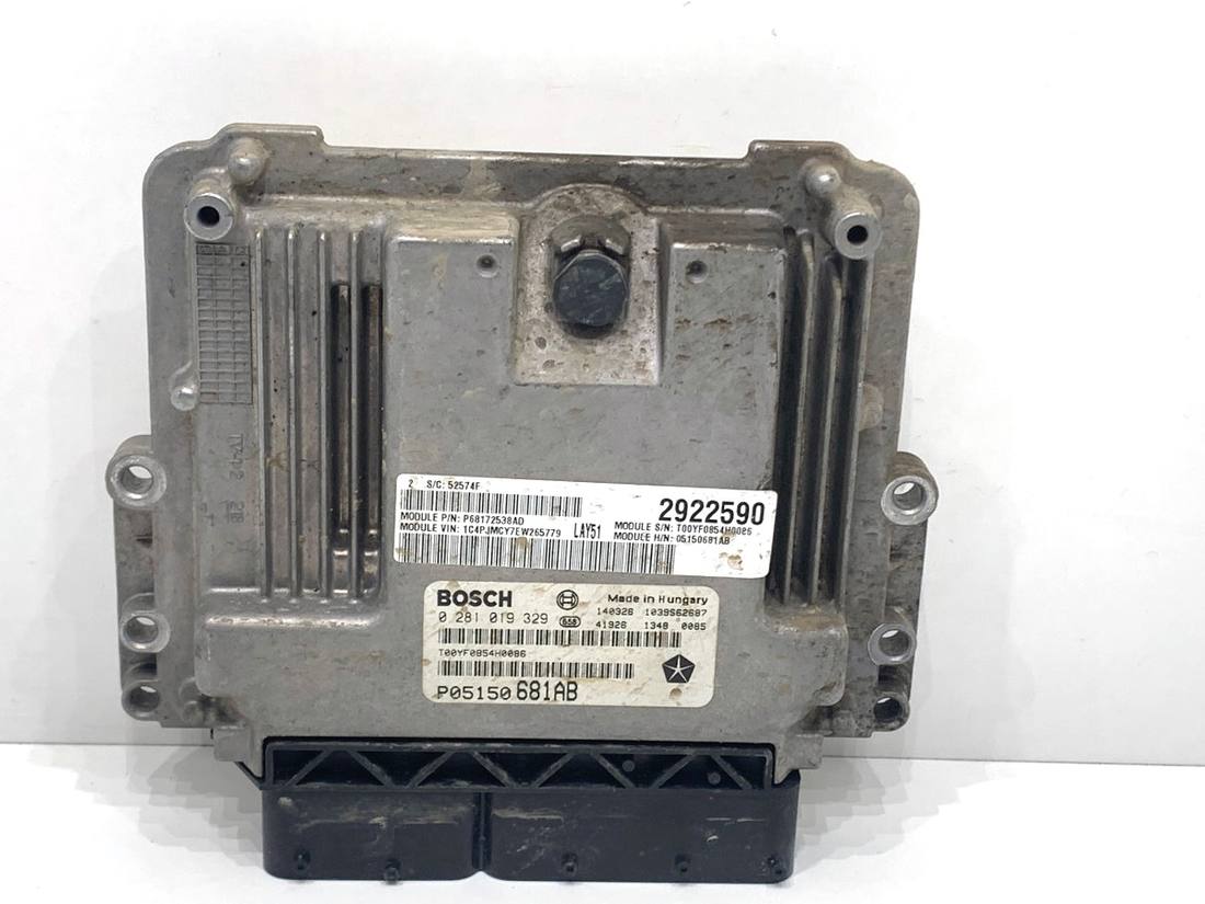 ЕБУ блок управління двигуна Jeep Cherokee P05150681AB