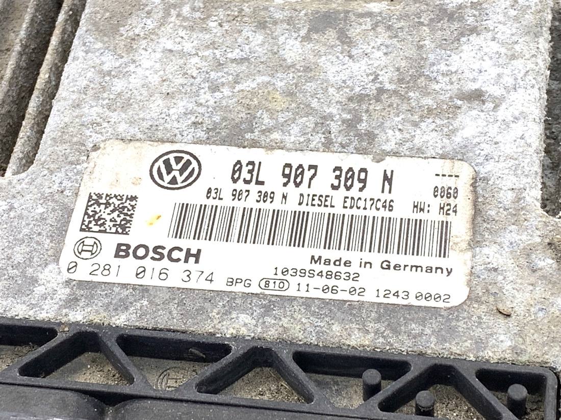 ЕБУ блок управління двигуна Volkswagen Passat B7 03L907309N — фото деталі 3