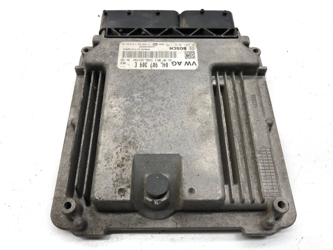 ЕБУ блок управління двигуна Skoda Rapid 04L907309E