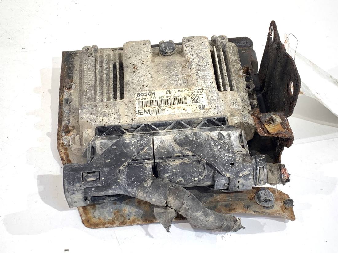 ЕБУ блок управління двигуна Opel Astra H 0281013567