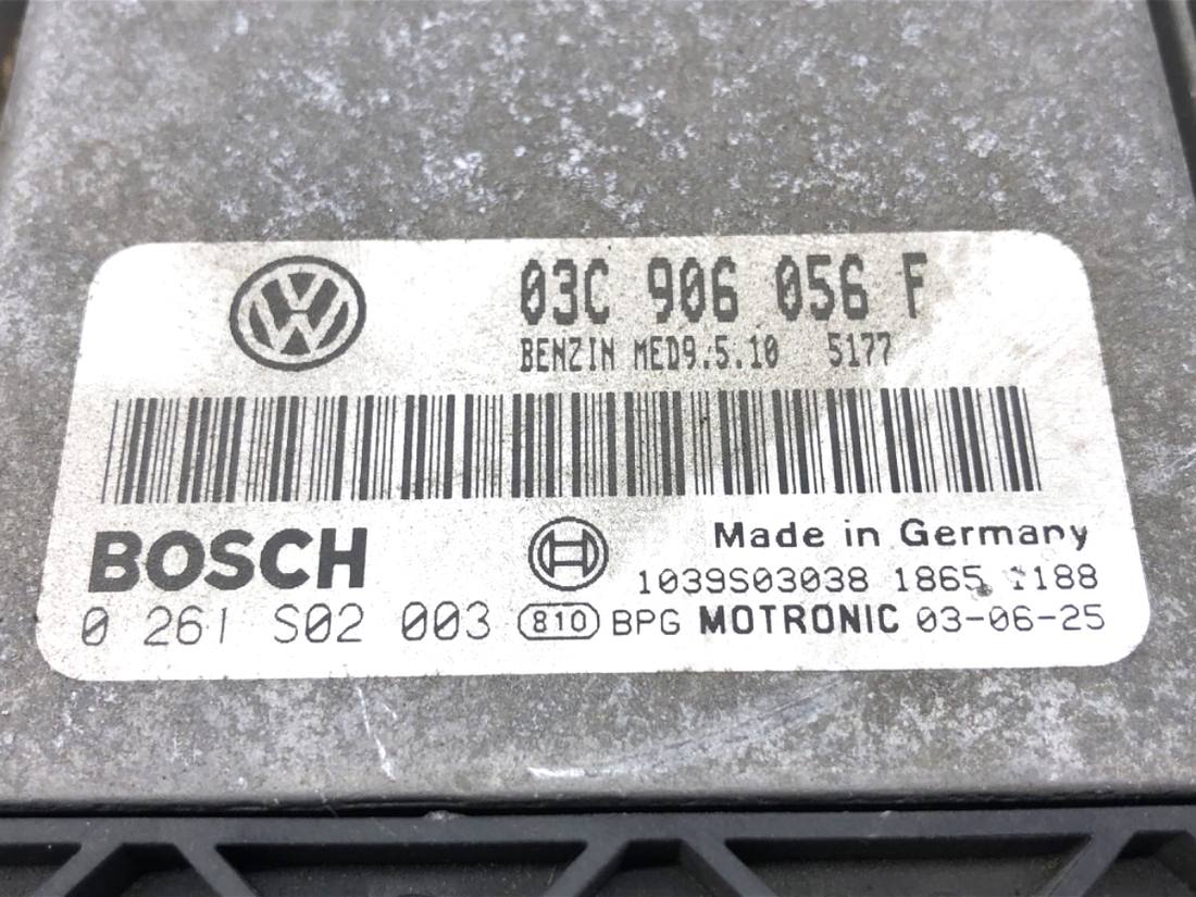 ЕБУ блок управління двигуна Volkswagen Touran 03C906056F — фото деталі 3