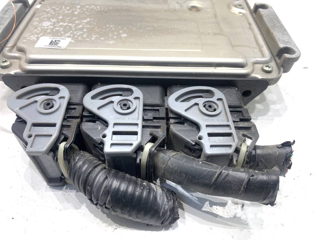 ЕБУ блок управління двигуна Renault Koleos 237100746R 0281018172 — фото деталі 3