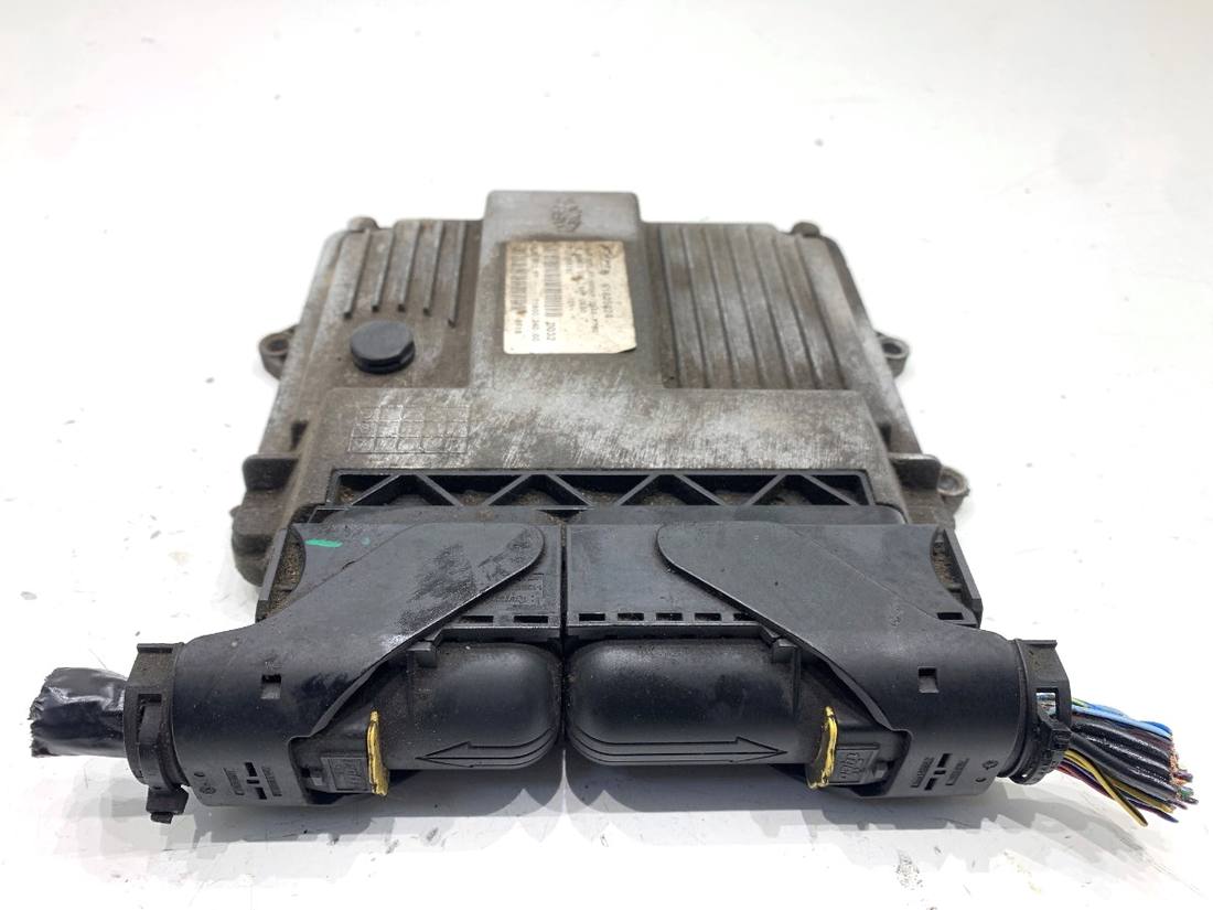 ЕБУ блок управління двигуна Fiat Punto 51825024