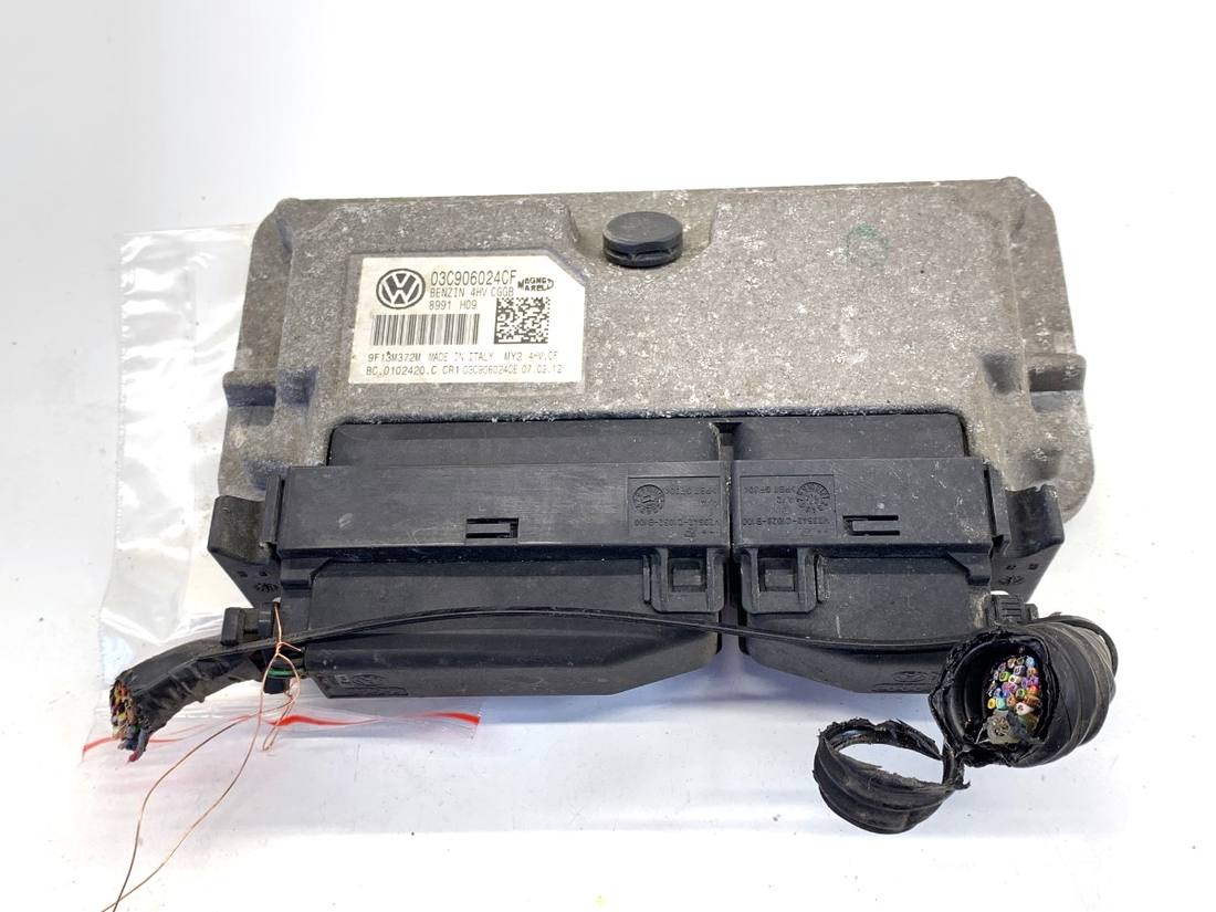 ЕБУ блок управління двигуна Skoda Roomster 03C906024CF