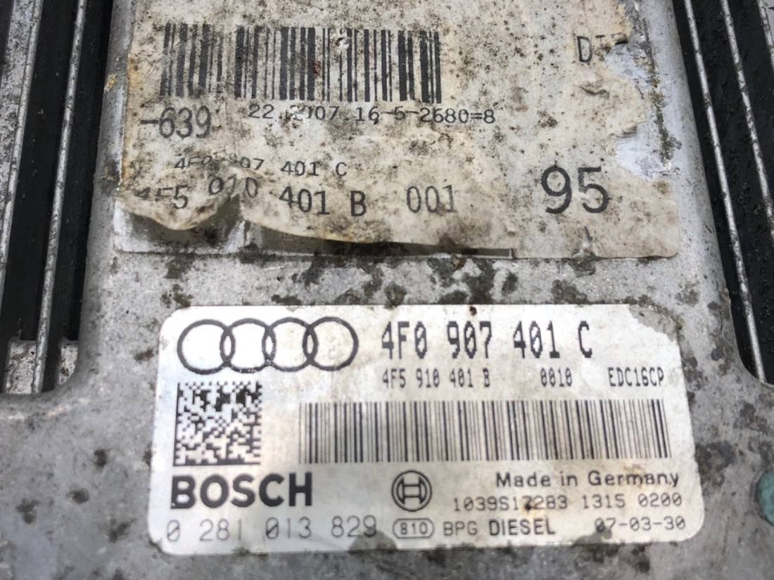 ЕБУ блок управління двигуна Audi A6 C6 4F0907401C — фото деталі 3