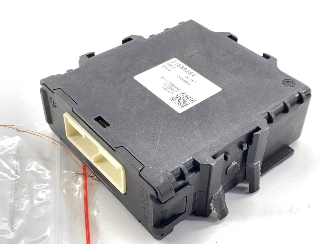 ЭБУ блок управления двигателем Volvo S90 31686384