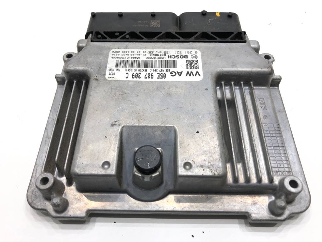 ЕБУ блок управління двигуна Audi Q3 05E907309C 0261S21180