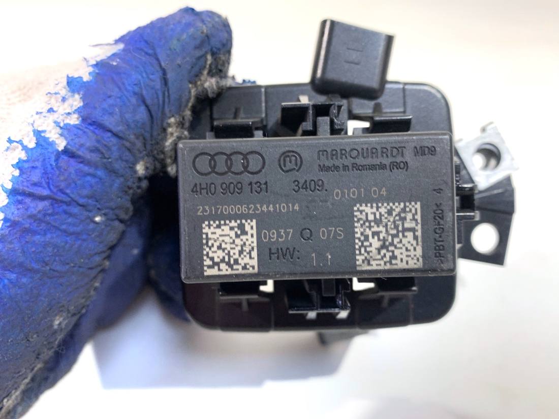 ЕБУ блок управління двигуна Audi A6 C7 4G0920931R 4G0906560F — фото деталі 10