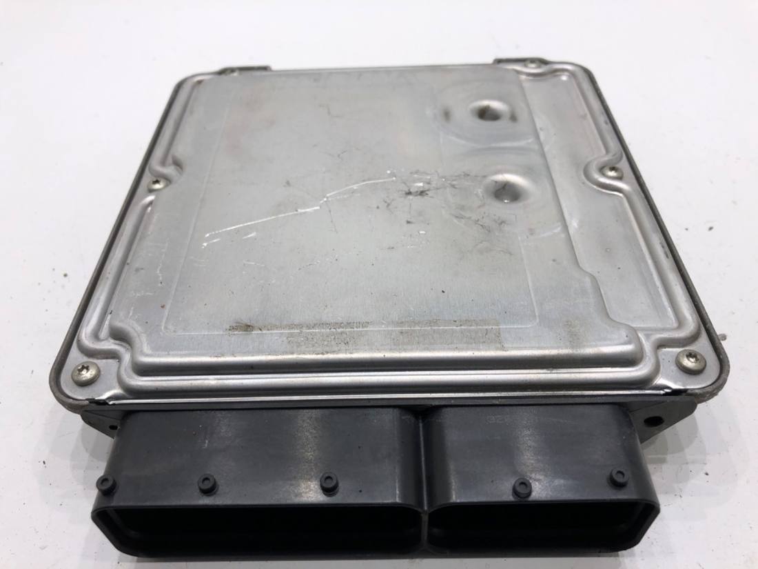 ЕБУ блок управління двигуна Volkswagen Touran 03G906016A 0281010731 — фото деталі 2