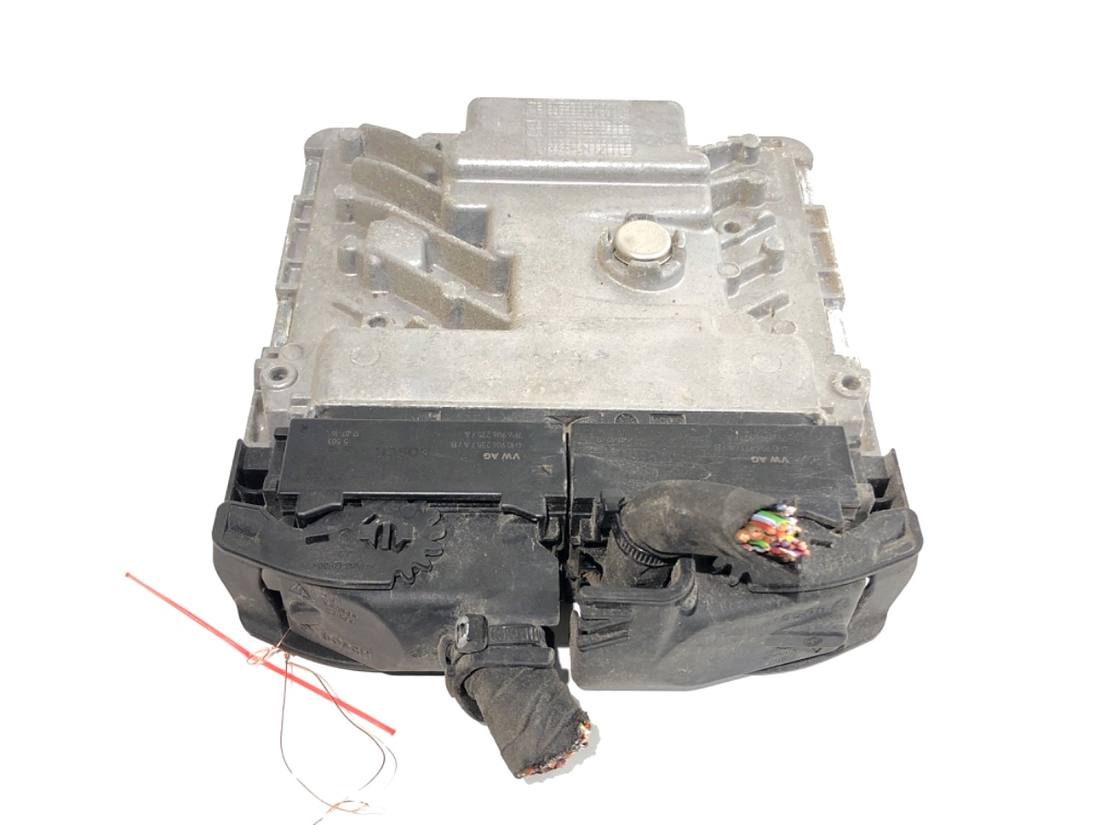 ЕБУ блок управління двигуна Volkswagen Touran 06K907425B