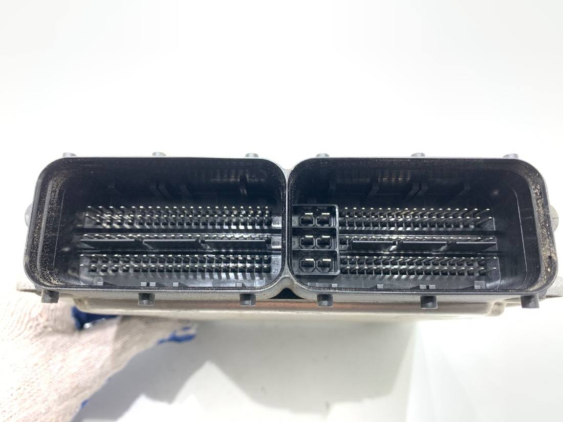ЕБУ блок управління двигуна Volkswagen Tiguan 04L907309P 0281031483 — фото деталі 3