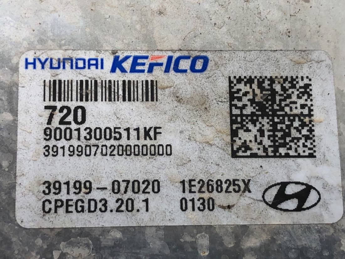 ЕБУ блок управління двигуна Hyundai I30 39199-07020 — фото деталі 4