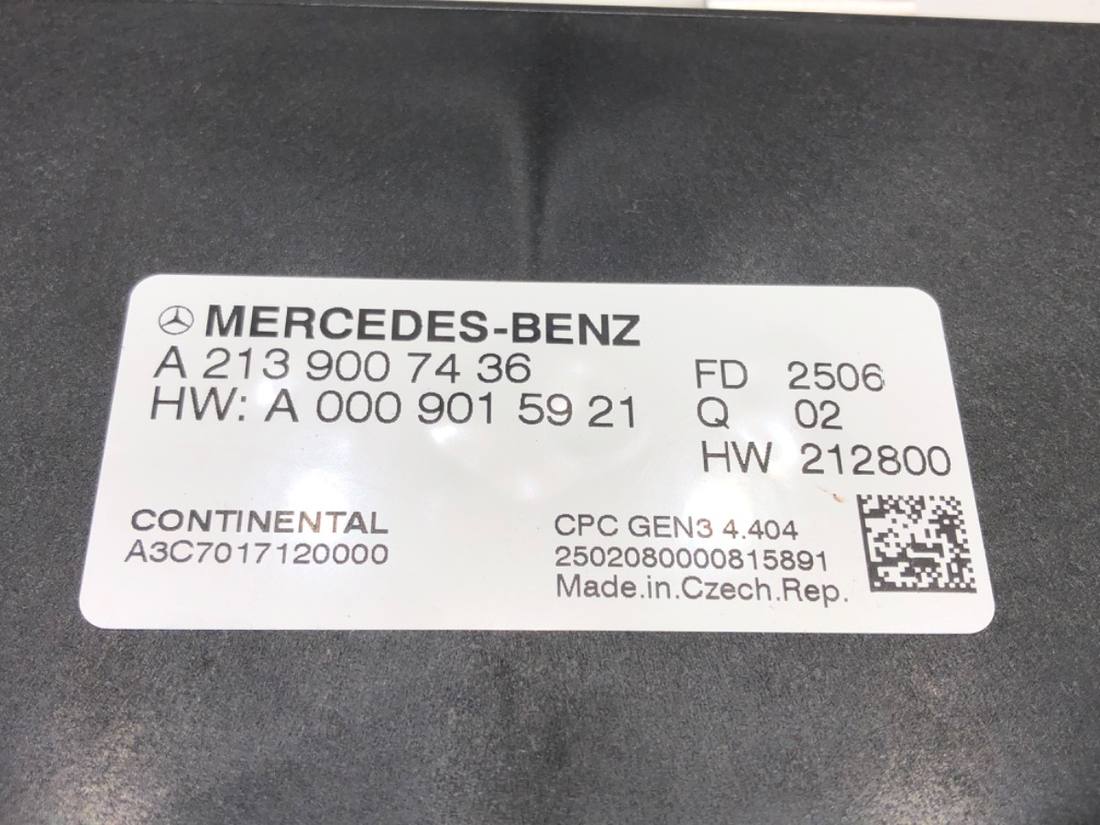 ЭБУ блок управления двигателем Mercedes GLE V167 A2139007436 — фото детали 4