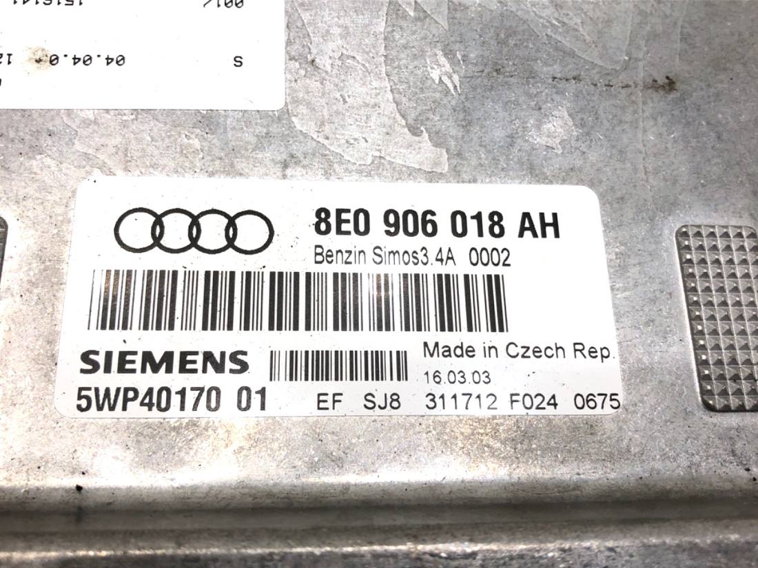 ЕБУ блок управління двигуна Audi A4 B6 8E0906018AH — фото деталі 3