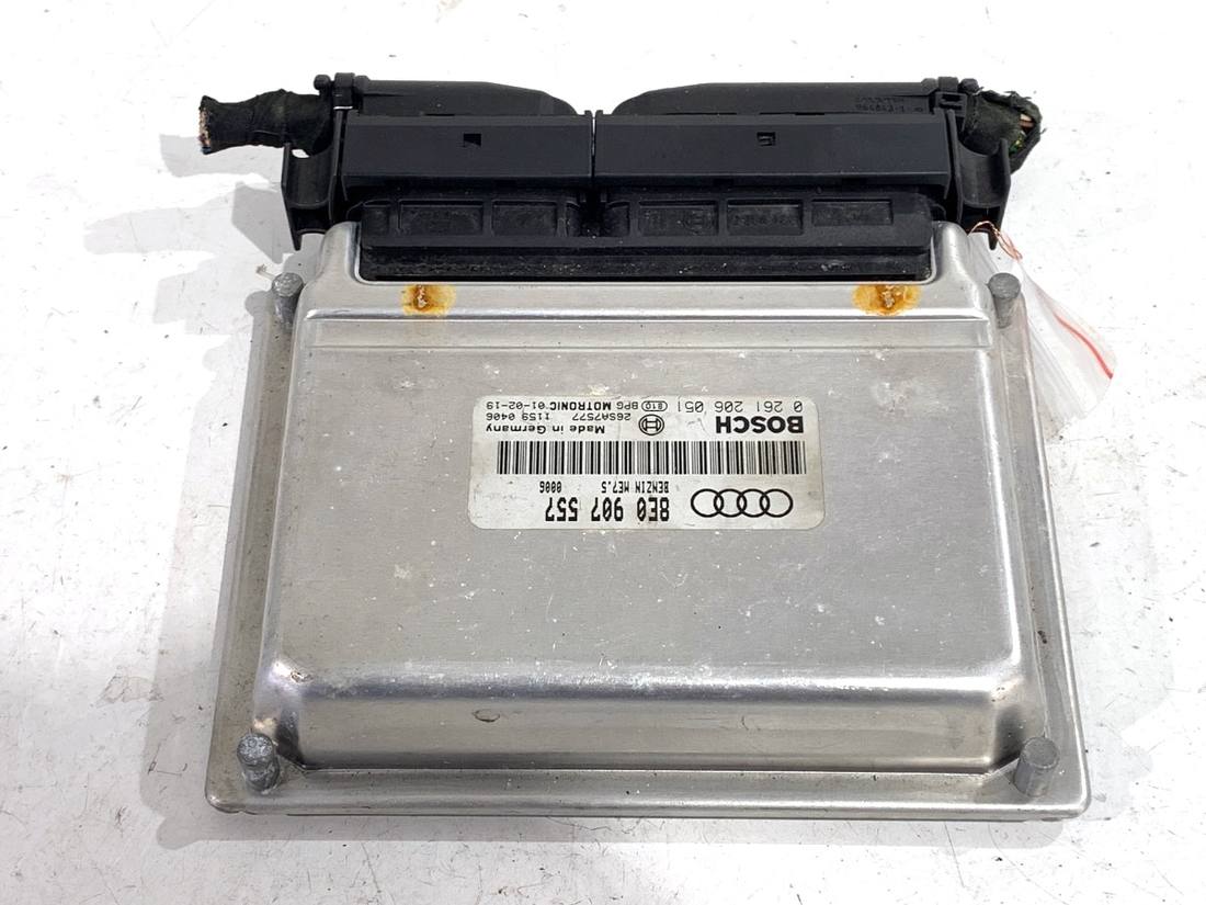 ЕБУ блок управління двигуна Audi A4 B6 8E0907557 0261206051