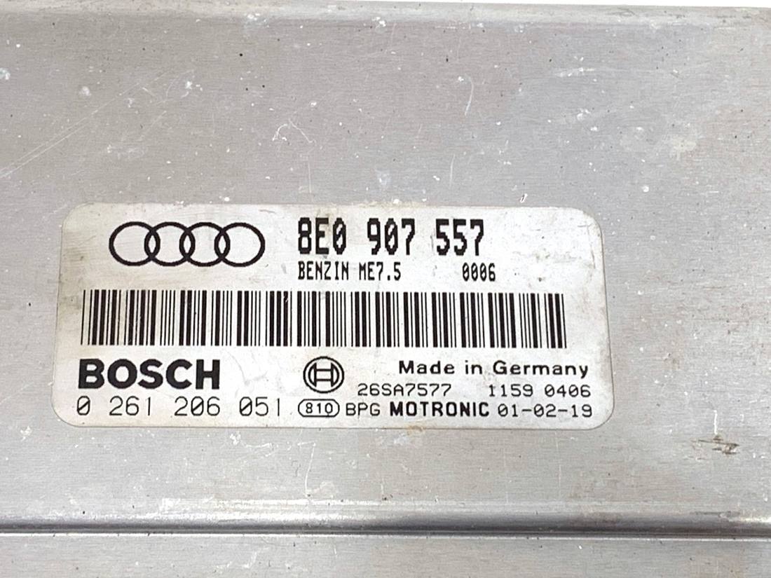 ЕБУ блок управління двигуна Audi A4 B6 8E0907557 0261206051 — фото деталі 4