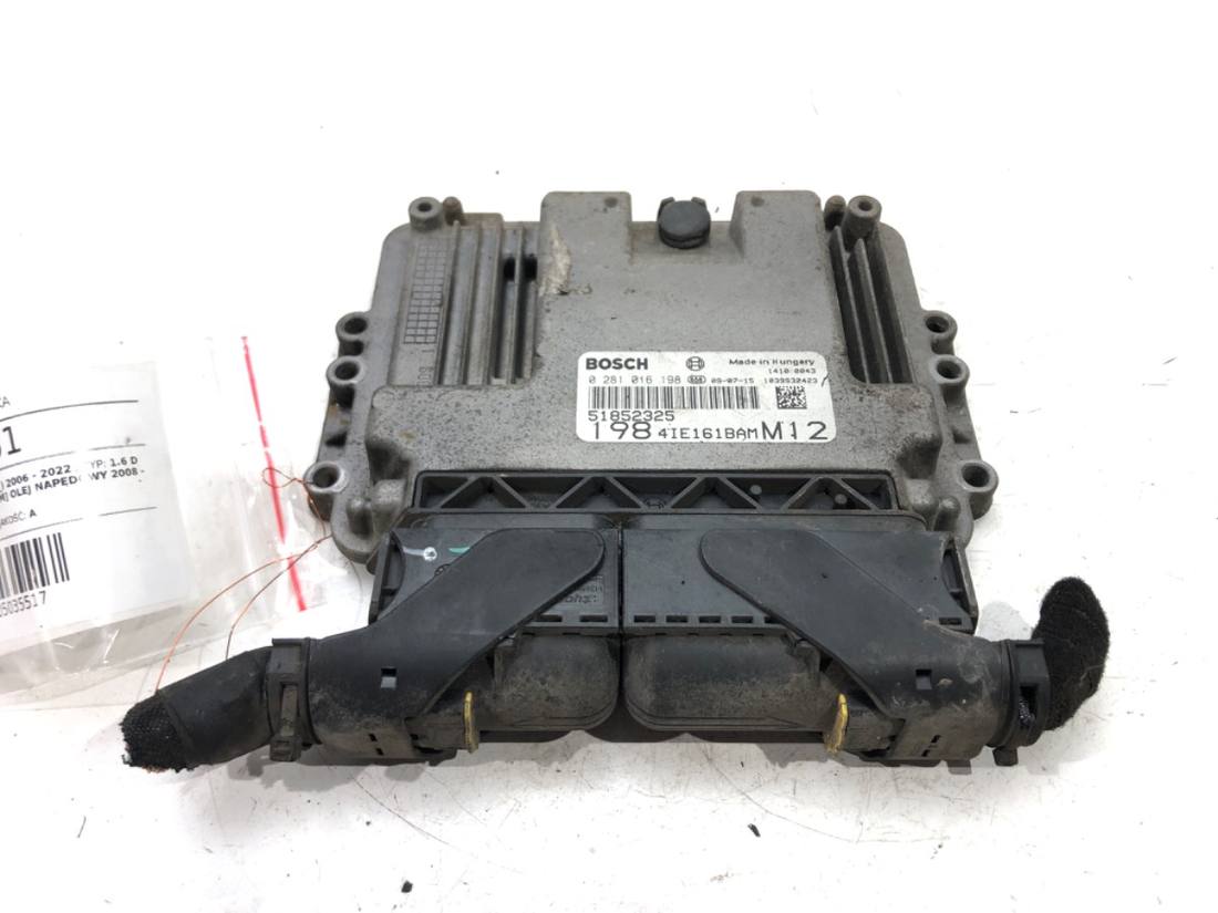 ЕБУ блок управління двигуна Fiat Bravo 51852325