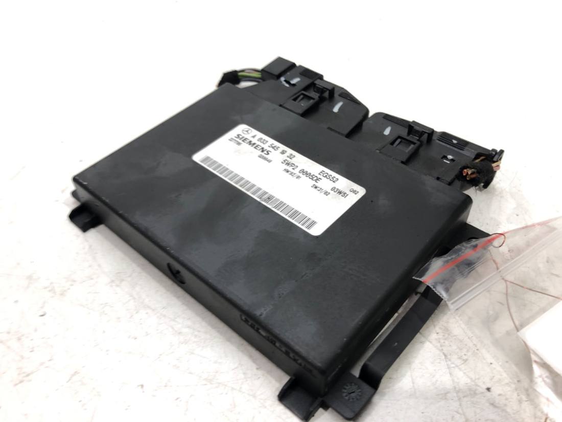 ЕБУ блок управління двигуна Mercedes S W220 A0335451932