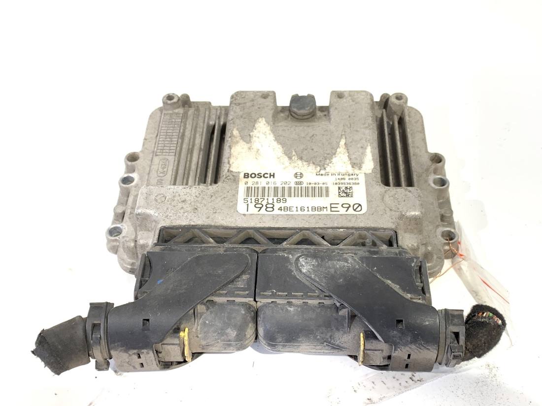 ЕБУ блок управління двигуна Fiat Bravo 0281016202 51871189