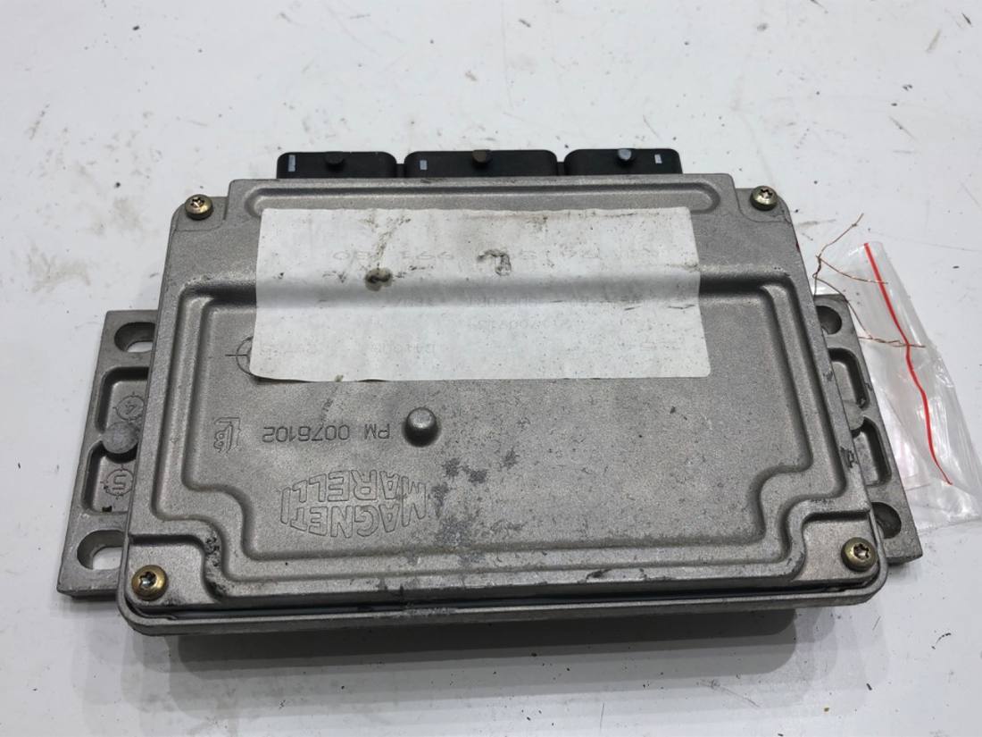 ЕБУ блок управління двигуна Citroen C4 IAW6L9205 9659099180