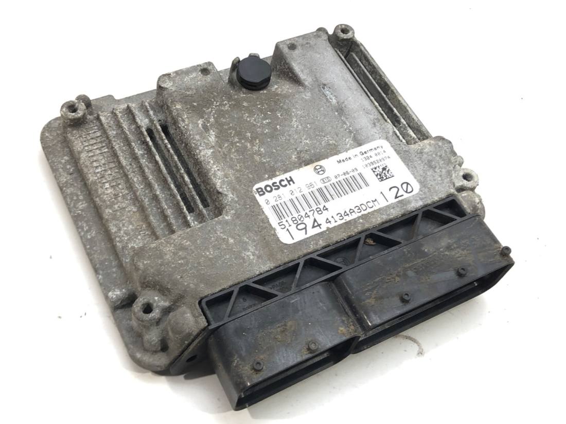 ЕБУ блок управління двигуна Fiat Croma 0281012961