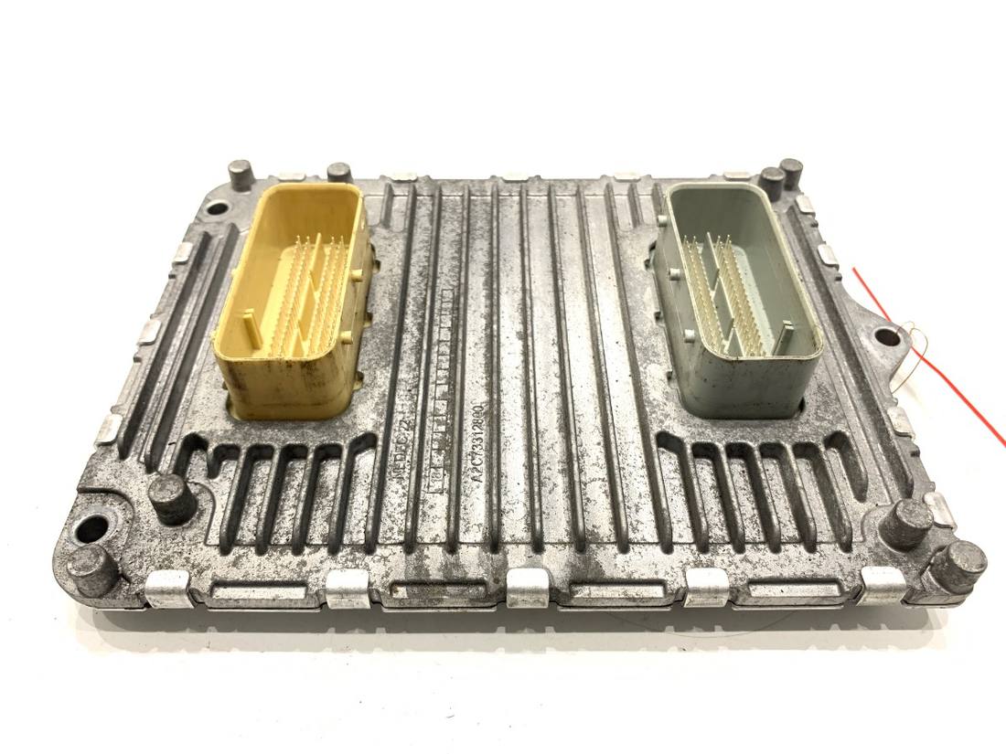 ЕБУ блок управління двигуна Jeep Cherokee P68328875AA