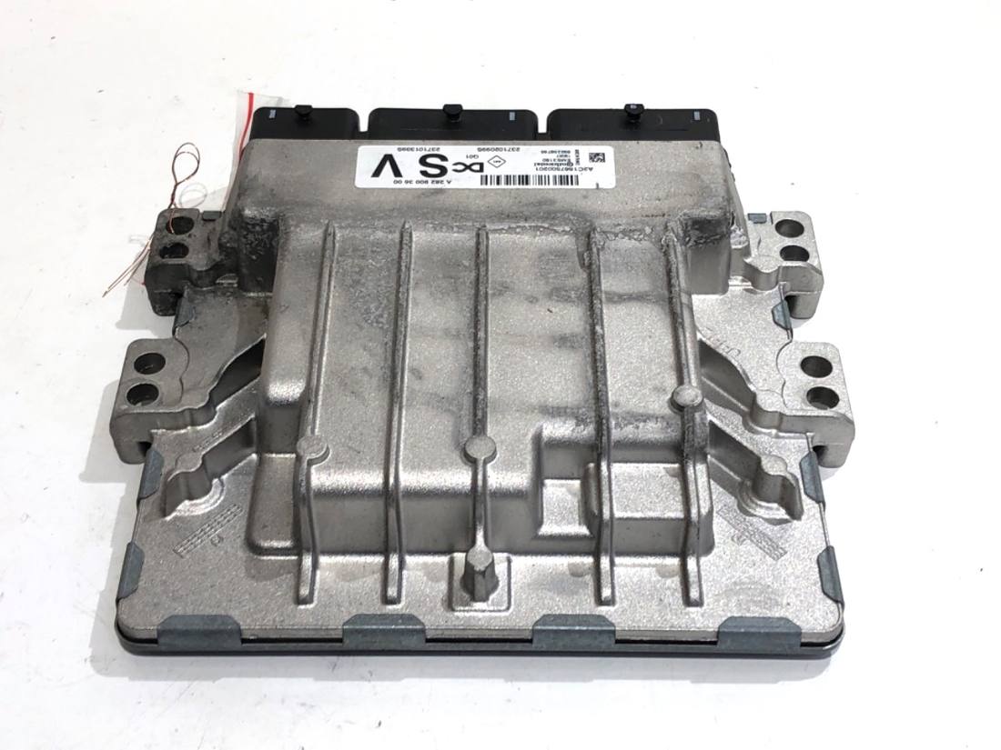 ЕБУ блок управління двигуна Renault Megane 4 A2C1667500201 2829003600
