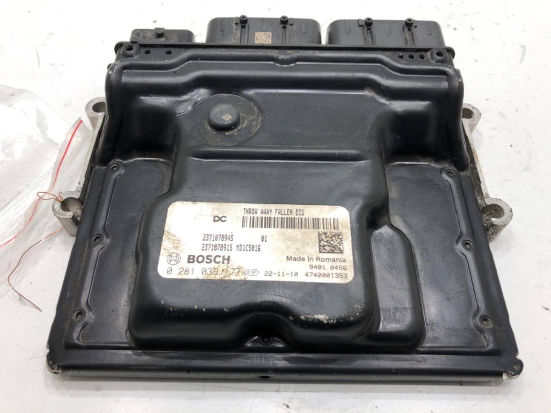 ЕБУ блок управління двигуна Renault Express 0281039177