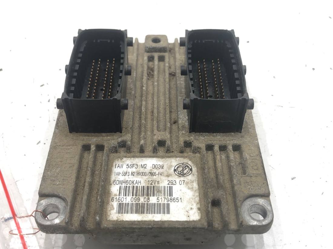 ЕБУ блок управління двигуна Fiat Punto 51798651