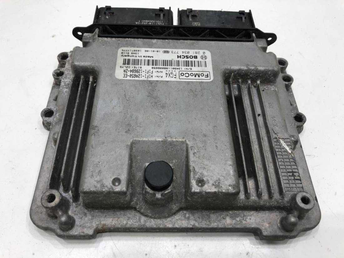 ЕБУ блок управління двигуна Ford Focus F1F1-12B684-ZA