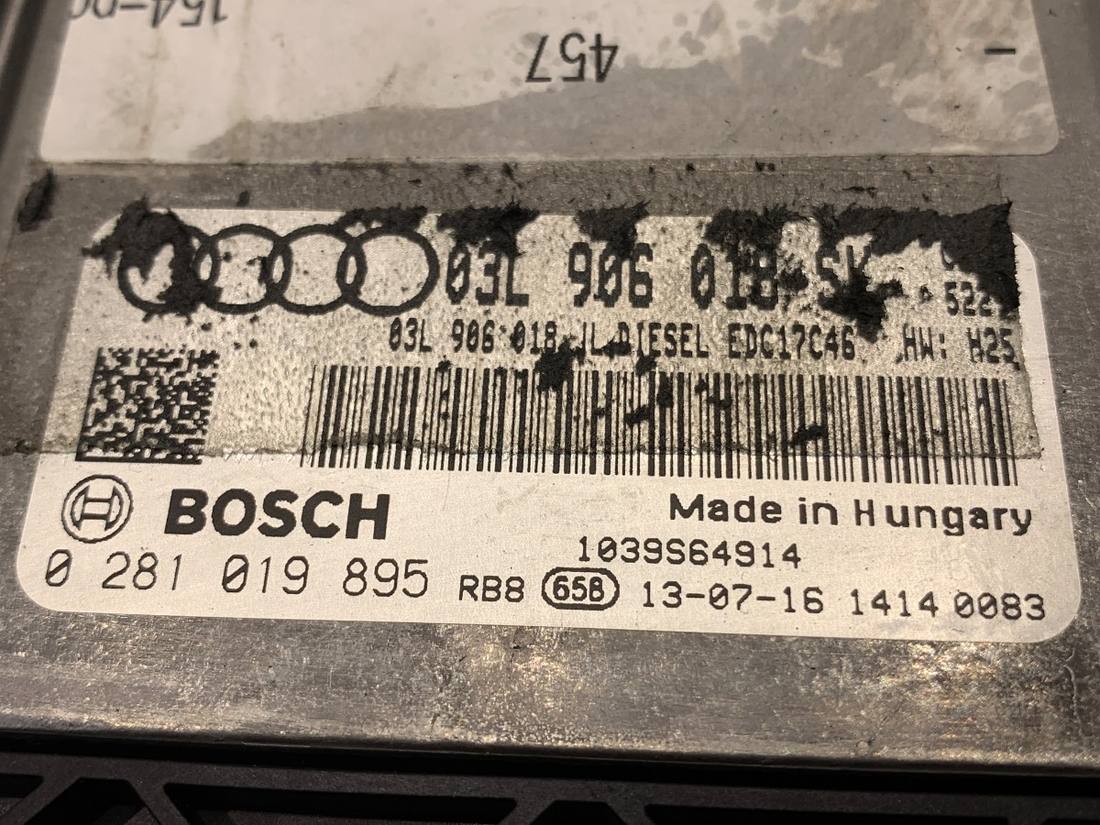 ЕБУ блок управління двигуна Audi A4 B8 03L906018SK 0281019895 — фото деталі 4