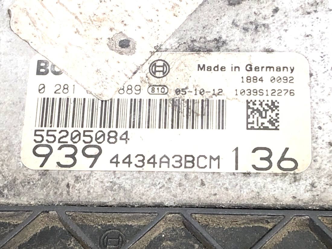 ЕБУ блок управління двигуна Alfa romeo 159 55205084 0281012889 — фото деталі 4