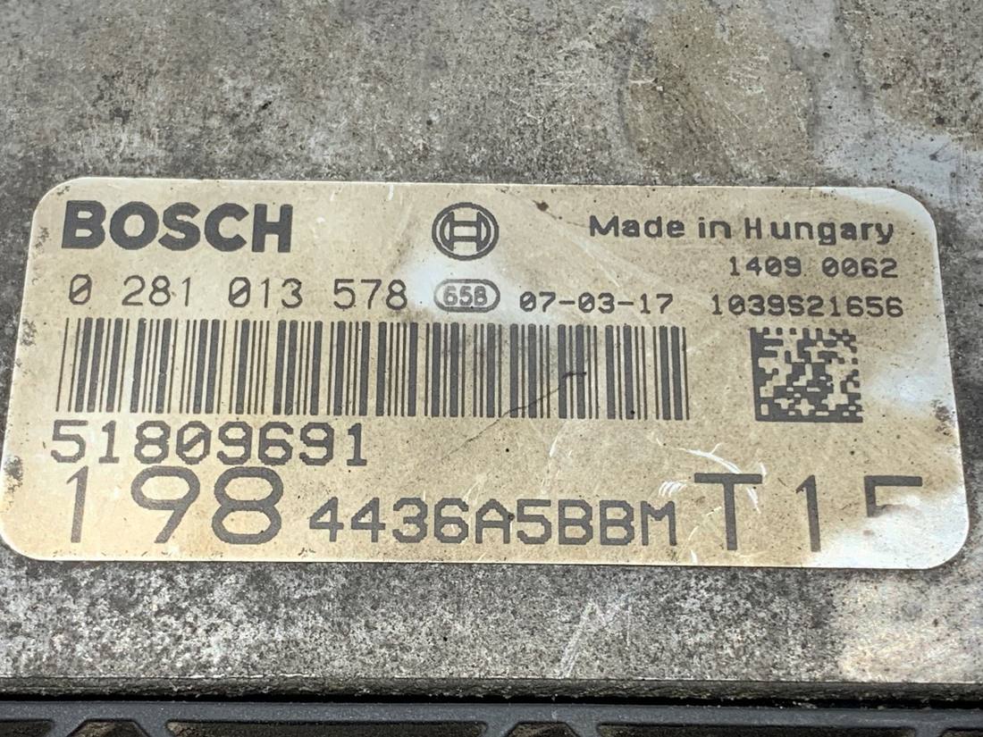 ЕБУ блок управління двигуна Fiat Bravo 51809691 0281013578 — фото деталі 4