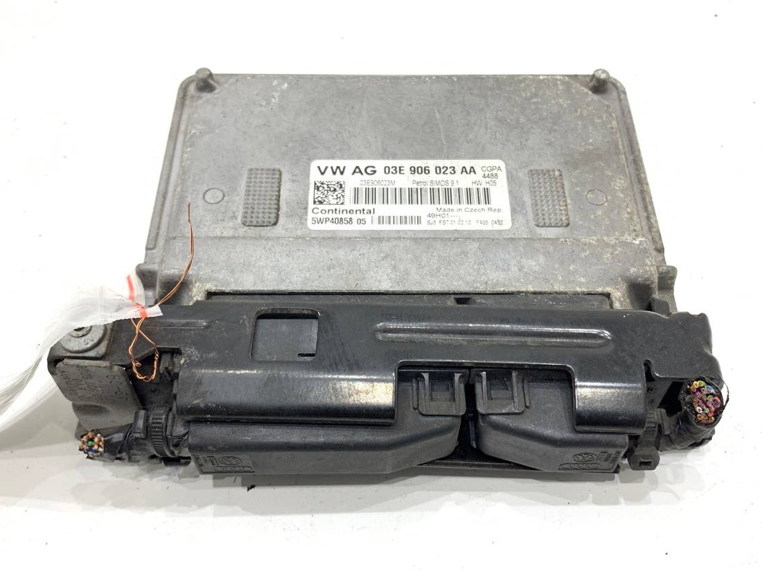 ЕБУ блок управління двигуна Seat Ibiza 03E906023AA