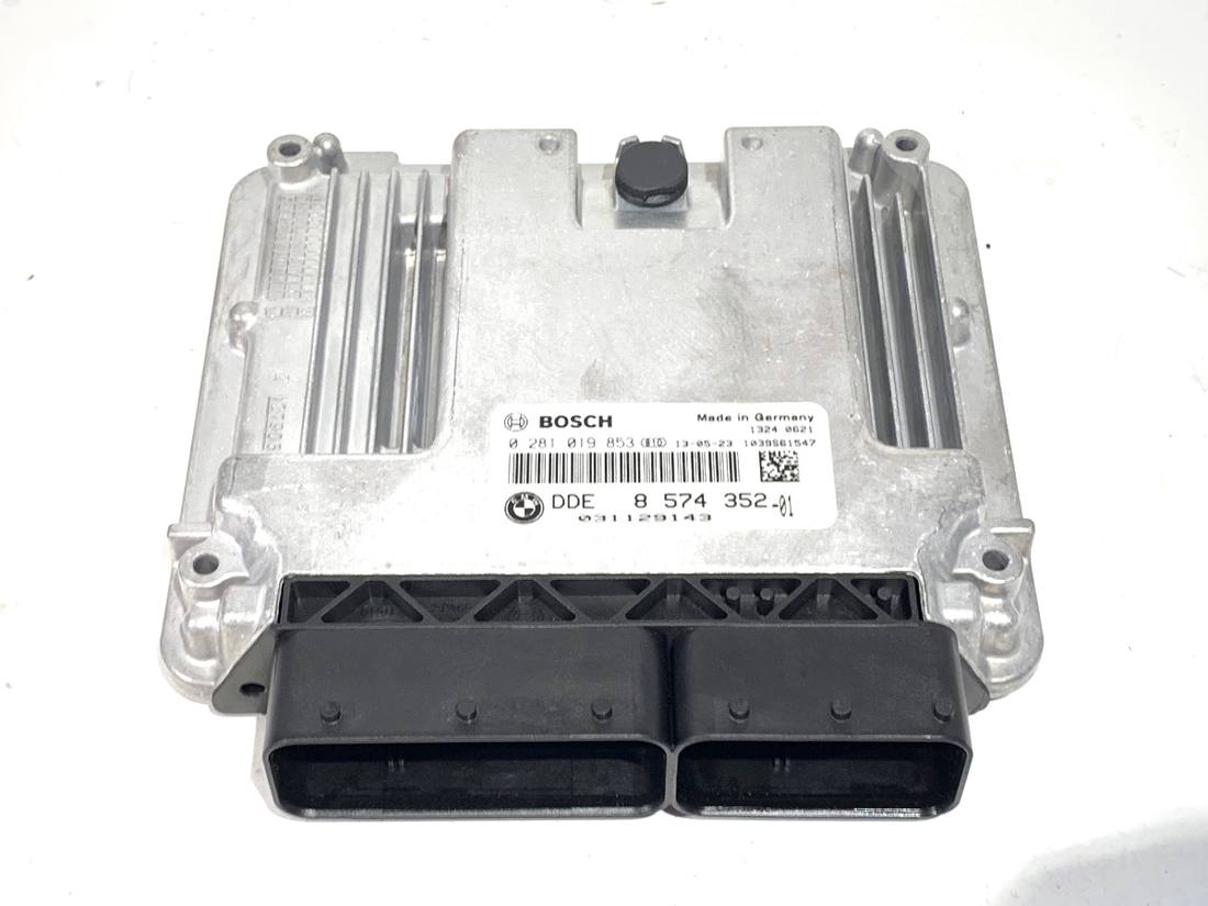 ЭБУ блок управления двигателем BMW X1 E84 8574352 0281019853