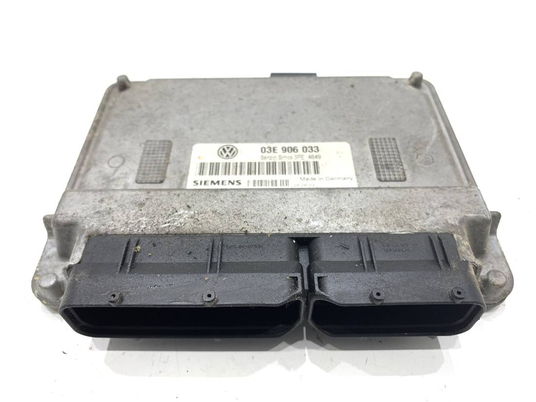 ЕБУ блок управління двигуна Volkswagen Polo 03E906033