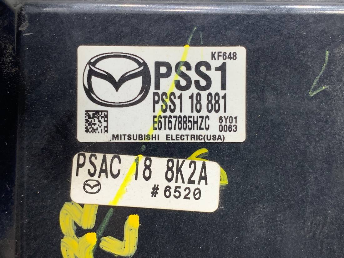 ЕБУ блок управління двигуна Mazda 3 PSS118881 E6T67885HZC — фото деталі 4