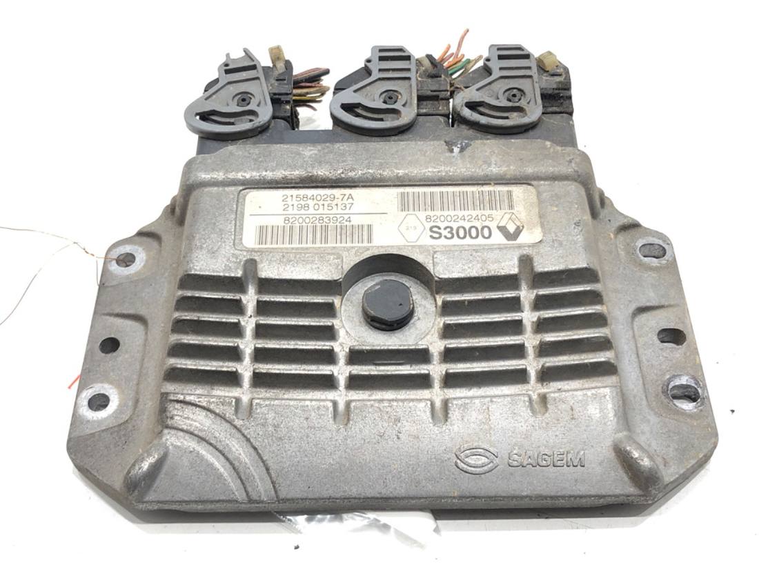 ЕБУ блок управління двигуна Renault Megane 2 8200283924