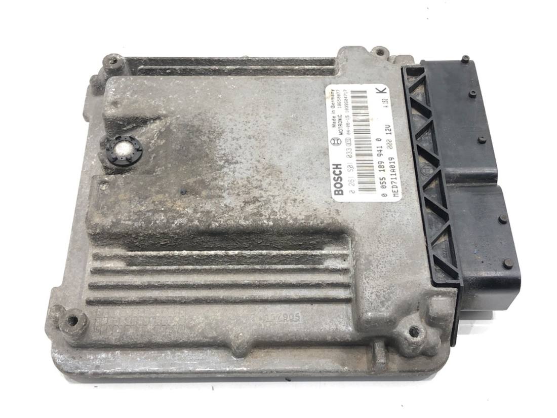 ЕБУ блок управління двигуна Alfa romeo Gt 1039504717 0261S01033