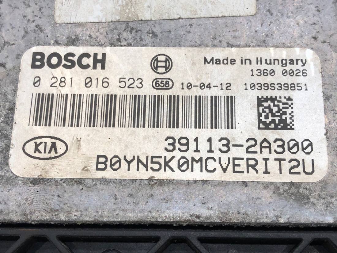 ЕБУ блок управління двигуна Kia Venga 39113-2A300 — фото деталі 4