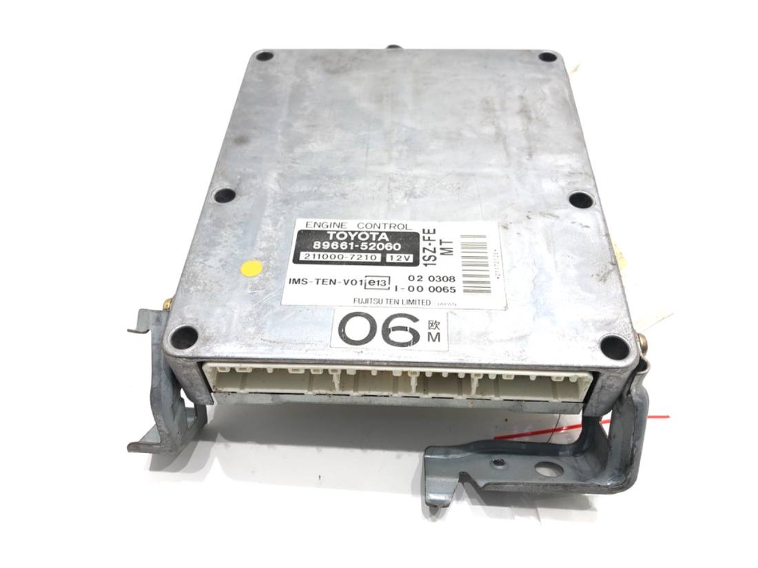ЕБУ блок управління двигуна Toyota Yaris 1 89661-52060